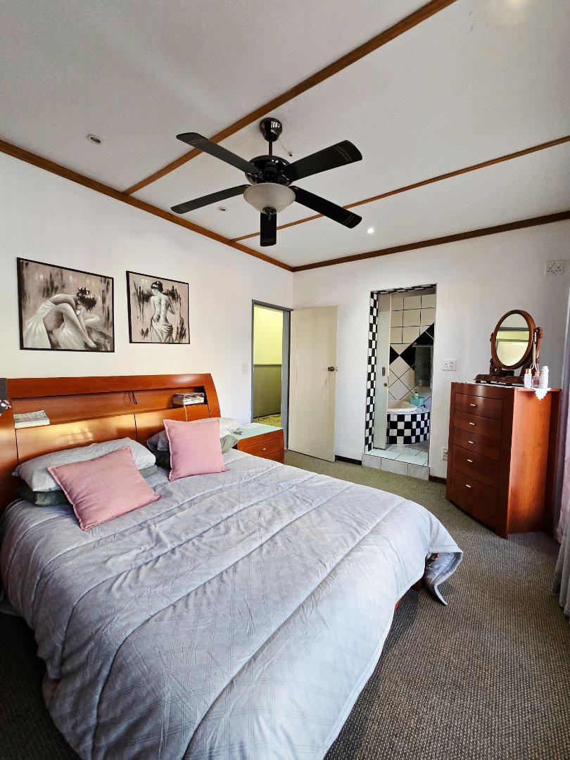 4 Bedroom Property for Sale in Wilkoppies North West